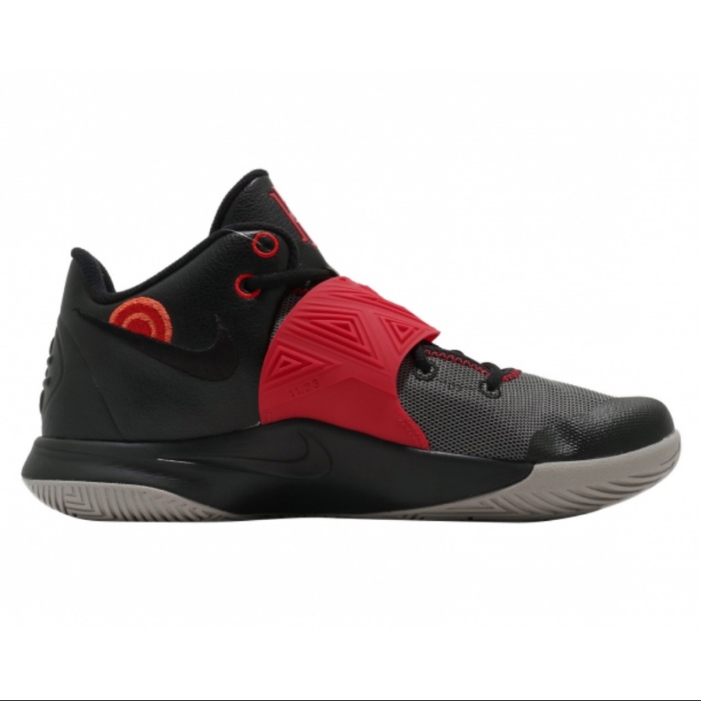 Nike Men's Kyrie Flytrap III - NWT - Picture 2 of 5